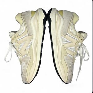 New Balance 57/40 Shoes - Sea Salt - Women’s Size 8 Sneakers - New Balance 57/40